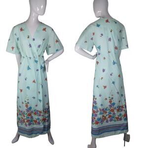 Vintage Its A Charm Long Robe Size Large Pastel Blue Floral Print